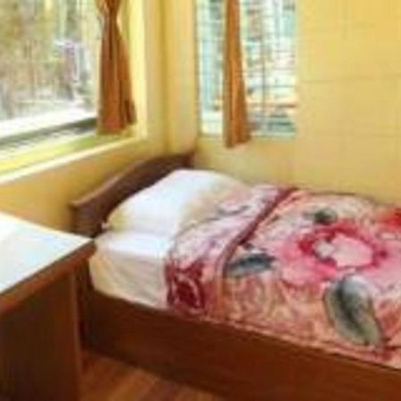 Yee Shin Guest House Hsipaw Exterior photo