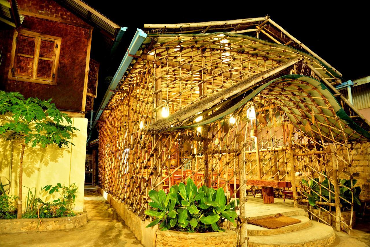 Yee Shin Guest House Hsipaw Exterior photo