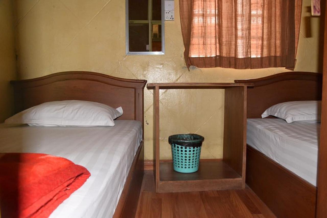 Yee Shin Guest House Hsipaw Exterior photo